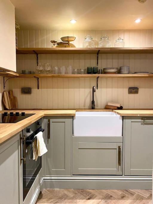 Cosy Home Away From Home. Brighton Exteriör bild